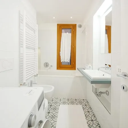 Dolcevita N 479 *